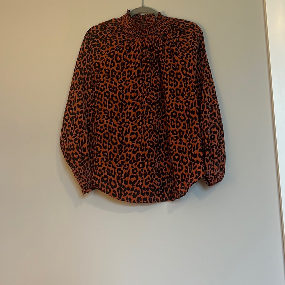 ORANGE CHEETAH PRINT BLOUSE